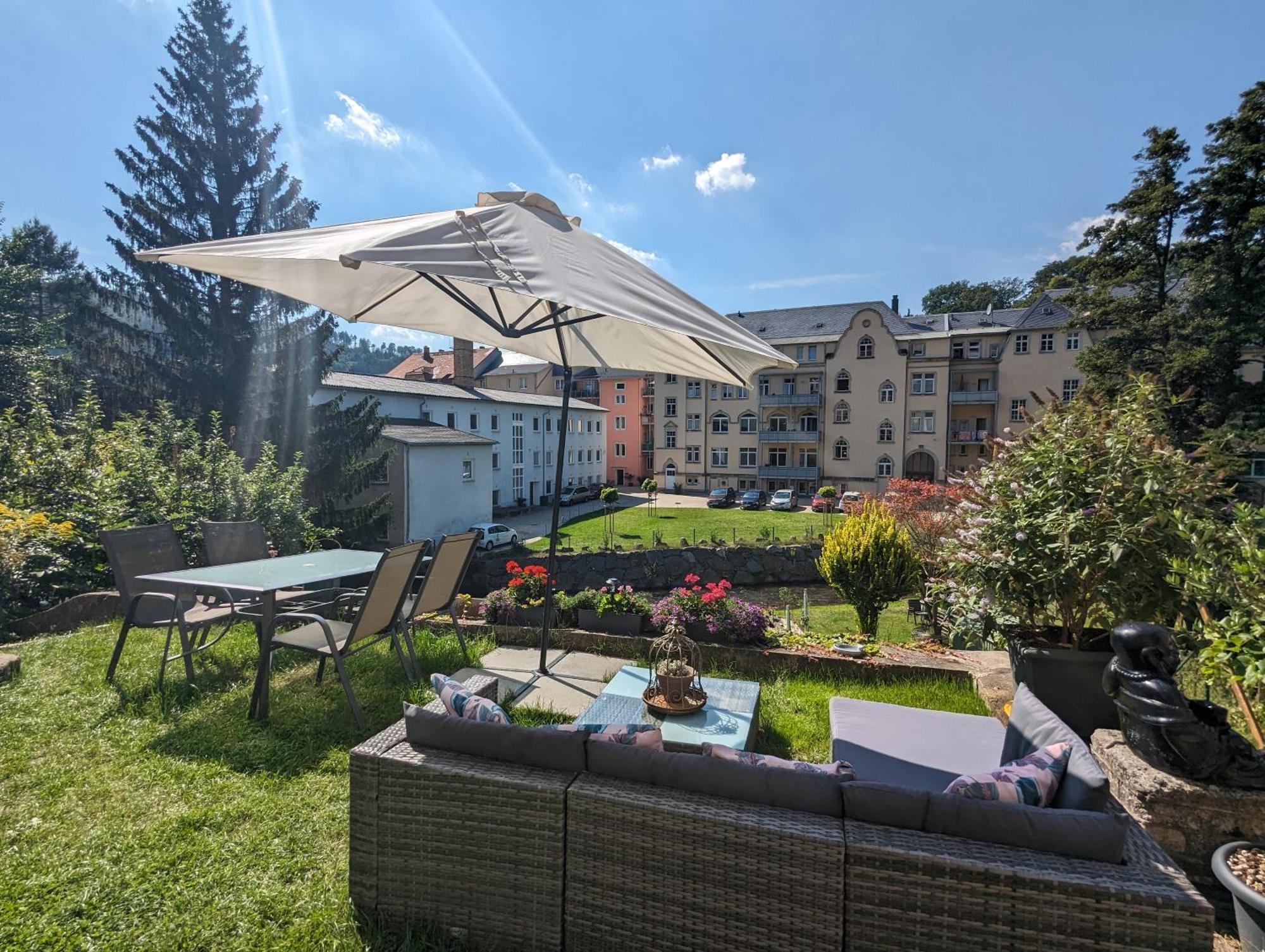 F1 - Urlaubsmagie - Helle Wohnung Mit Sauna & Pool & Whirlpool Sebnitz Dış mekan fotoğraf