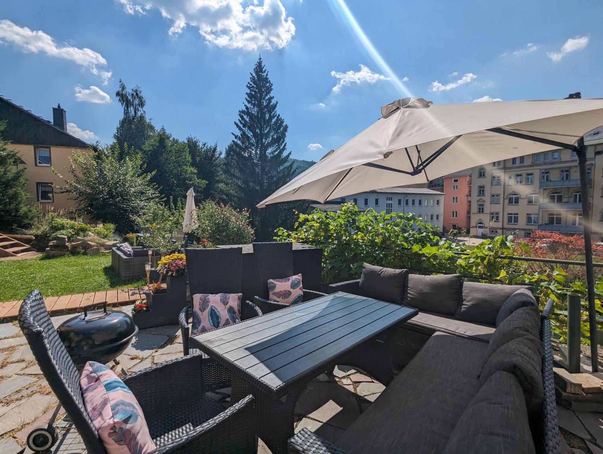 F1 - Urlaubsmagie - Helle Wohnung Mit Sauna & Pool & Whirlpool Sebnitz Dış mekan fotoğraf