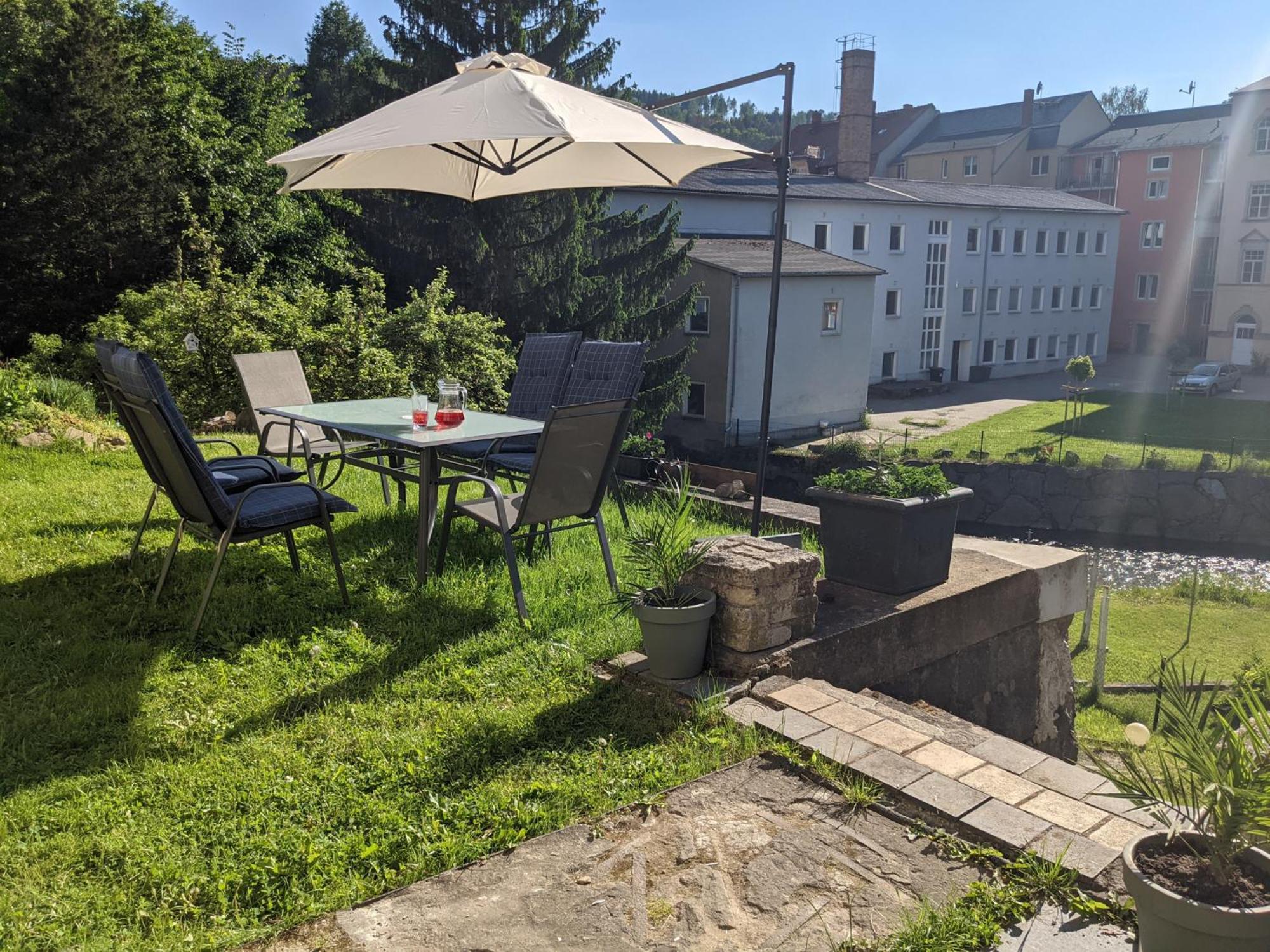 F1 - Urlaubsmagie - Helle Wohnung Mit Sauna & Pool & Whirlpool Sebnitz Dış mekan fotoğraf