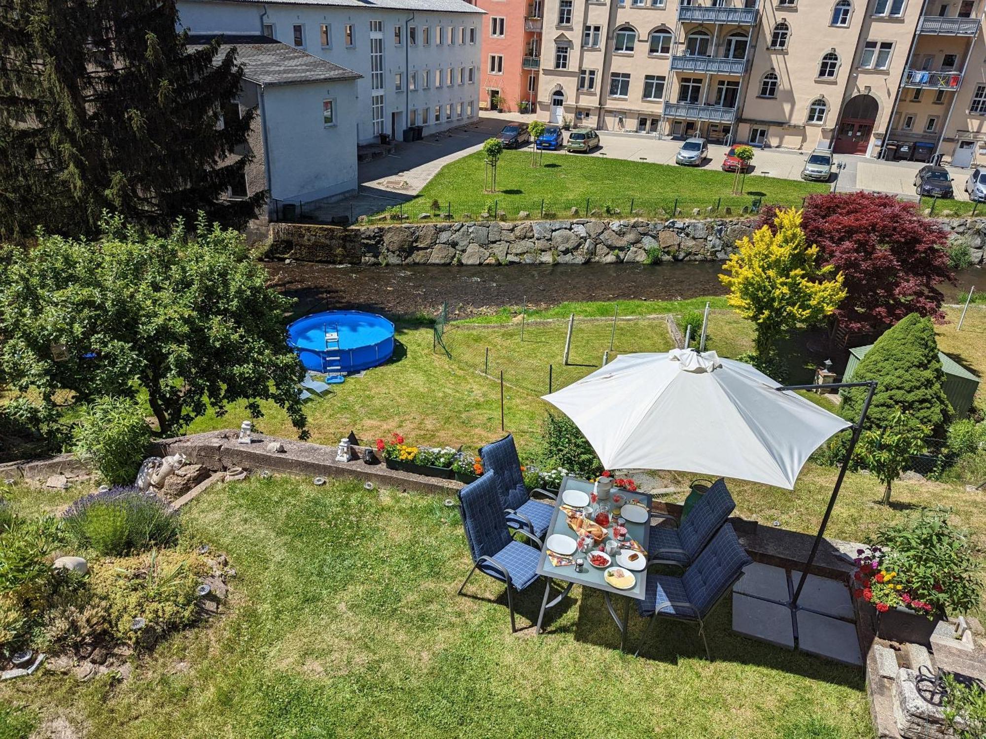 F1 - Urlaubsmagie - Helle Wohnung Mit Sauna & Pool & Whirlpool Sebnitz Dış mekan fotoğraf